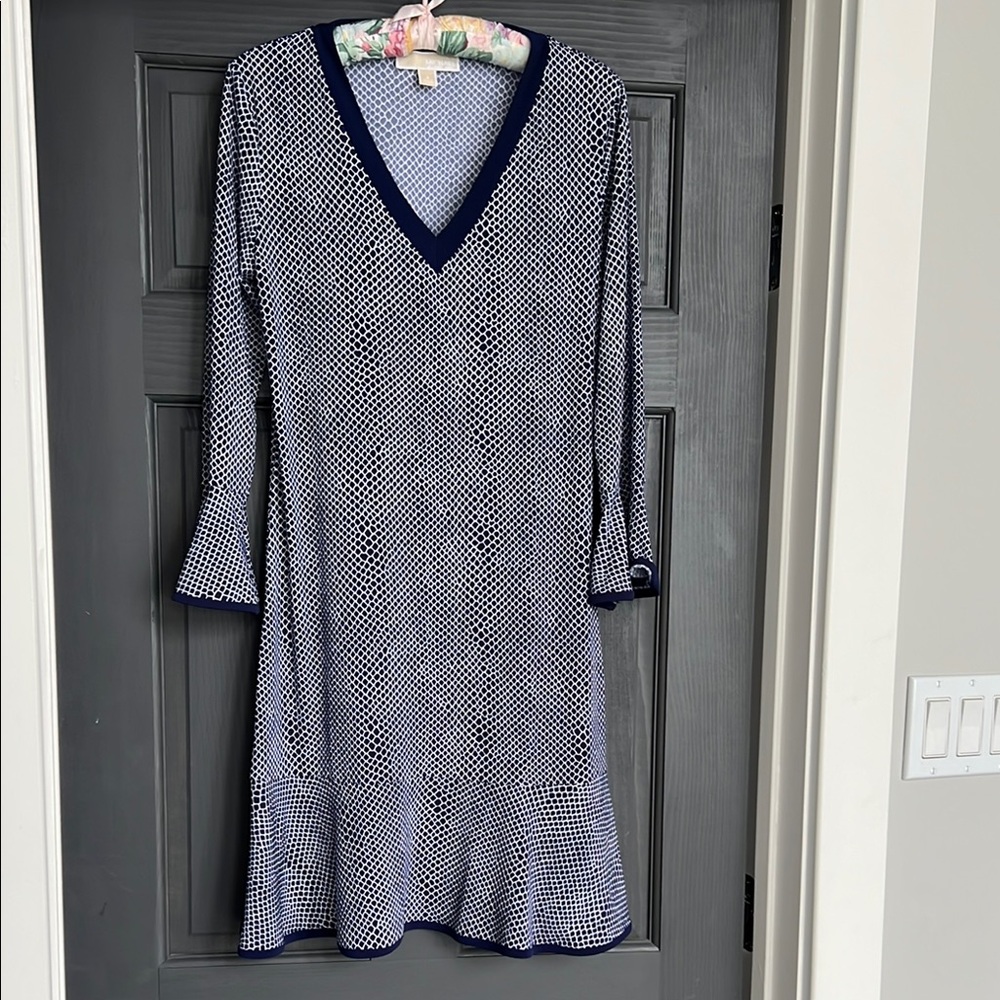 Michael Kors, blue/white Sheath Dress with Bell Sleeves and V-Neck, size small